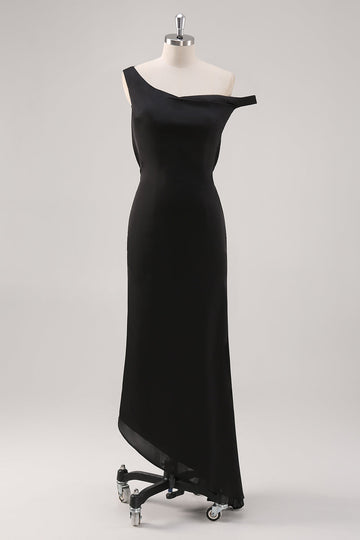 Svart kald skulderslire asymmetrisk formell kjole